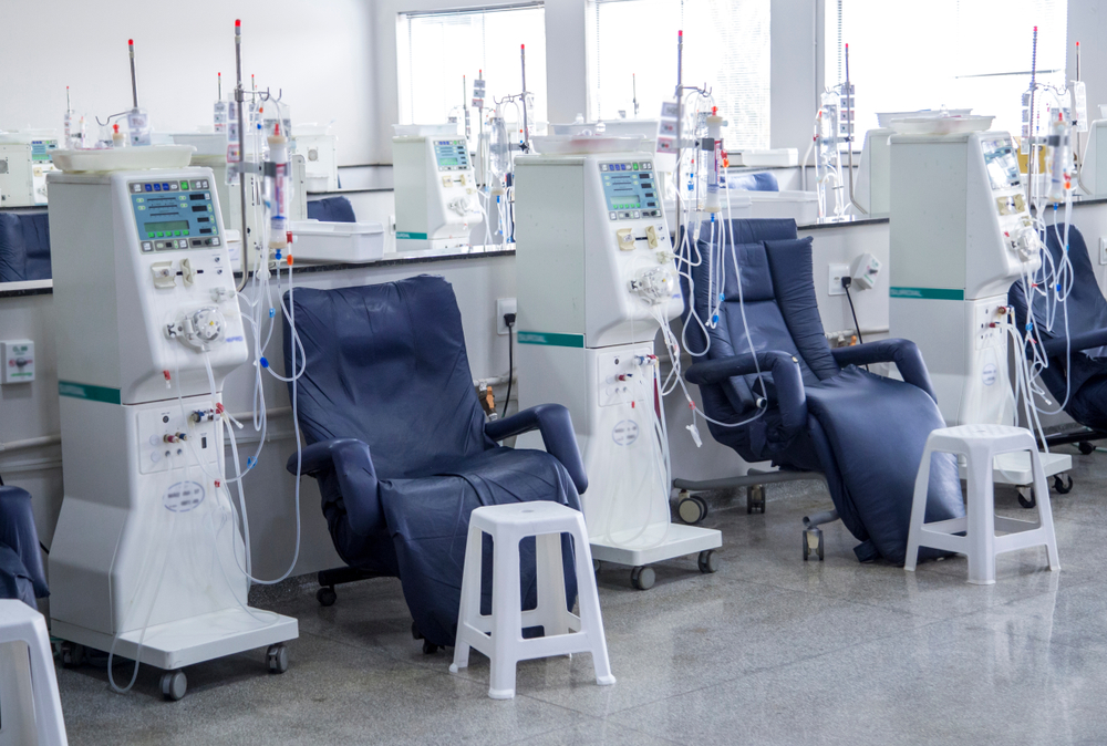 Dialysis machines hemodialysis Metropolitan Vascular Institute